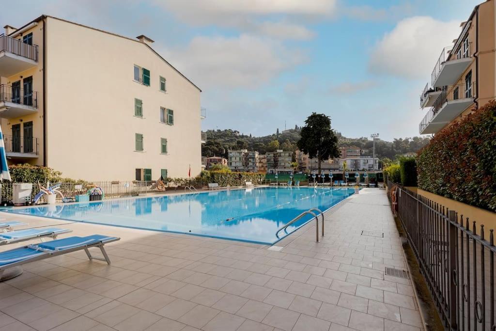 Appartement Fronte Mare-Piscina- Pista Ciclabile à Imperia Extérieur photo