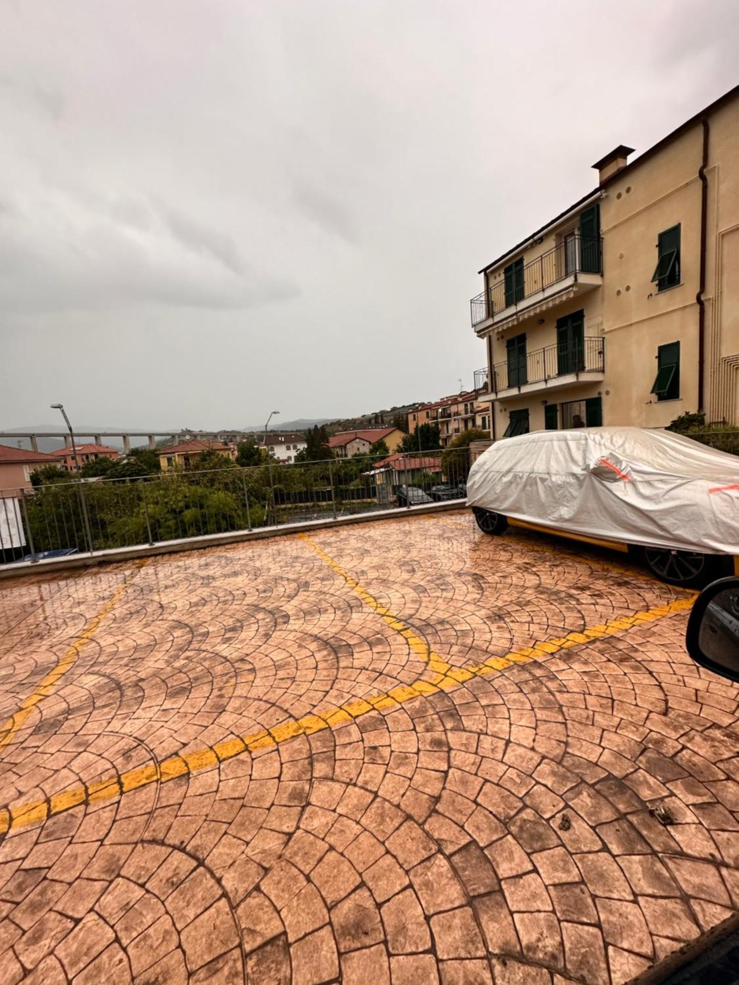 Appartement Fronte Mare-Piscina- Pista Ciclabile à Imperia Extérieur photo